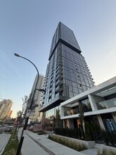 5978 Wilson Ave in Burnaby, BC - Building Photo - Building Photo