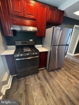 208 4th Ave in Baltimore, MD - Building Photo