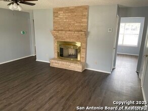 2514 Ravina St in San Antonio, TX - Building Photo - Building Photo