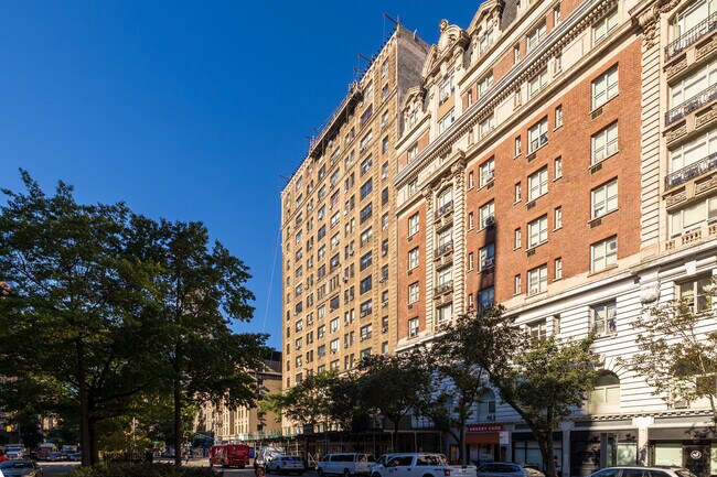 The Broadmoor in New York, NY - Foto de edificio - Building Photo
