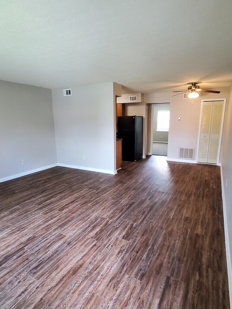 Highgate Springs Louisville, KY Apartments