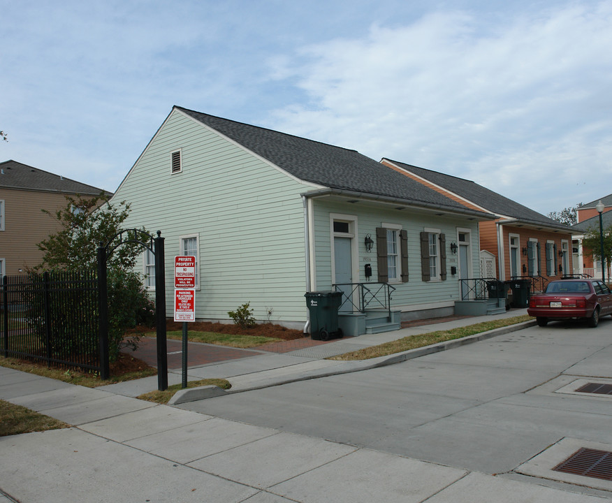 1931 AB Annunciation St in New Orleans, LA - Building Photo