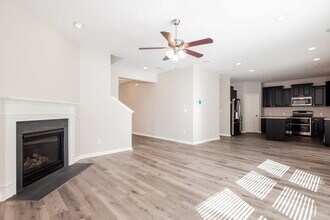 6500 Bluegill Rd in Charlotte, NC - Foto de edificio - Building Photo