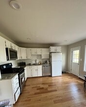 61 Gallmeier Rd in Frenchtown, NJ - Building Photo - Building Photo