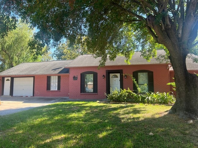 9314 Valley Stream in Houston, TX - Building Photo - Building Photo