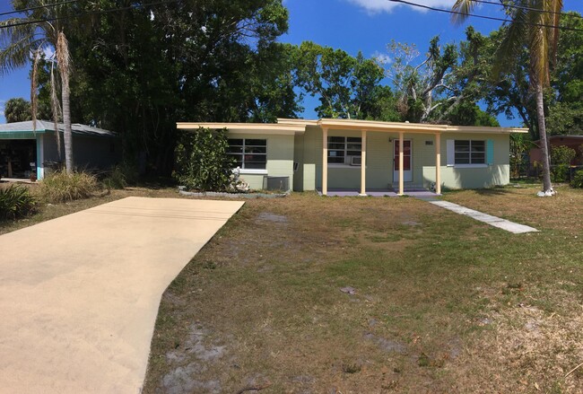 218 Osceola Ave in Fort Pierce, FL - Building Photo - Building Photo