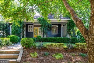 242 Haralson Ave NE in Atlanta, GA - Building Photo