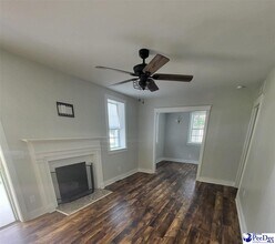 1010 Chestnut St in Florence, SC - Foto de edificio - Building Photo