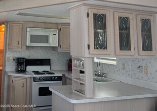 673 Snowbird Ave in Cocoa, FL - Building Photo - Building Photo