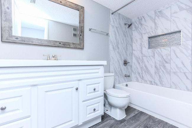 Summerset in Round Rock, TX - Foto de edificio - Interior Photo