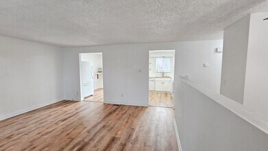 27309 W Tucker Prairie Rd in Edwall, WA - Building Photo - Building Photo