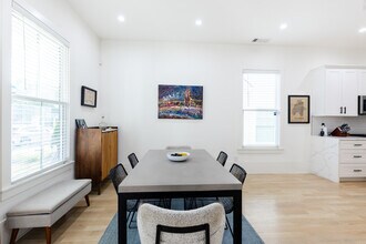 608 Woodward Ave SE in Atlanta, GA - Building Photo - Building Photo