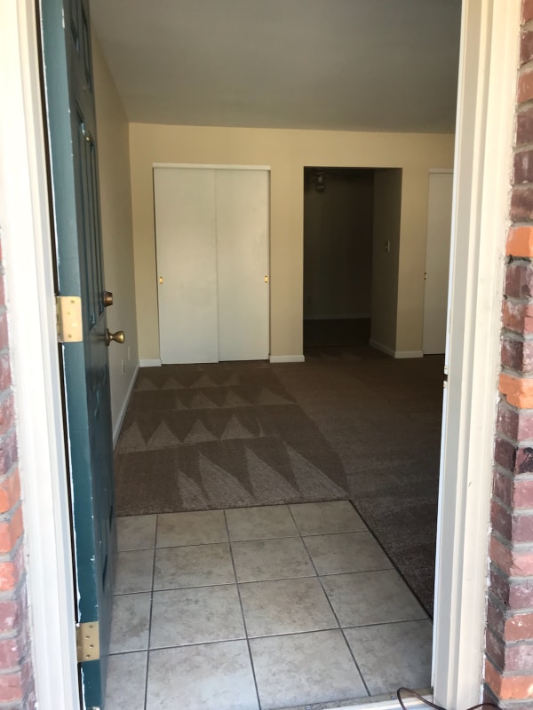 424 Aylesford Pl in Lexington, KY - Building Photo - Building Photo