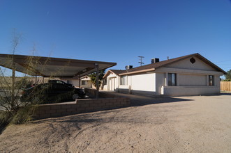 Vista Village in Twentynine Palms, CA - Building Photo - Building Photo