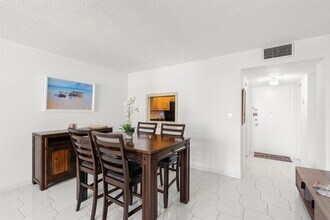 1825 S Ocean Dr in Hallandale Beach, FL - Building Photo - Building Photo