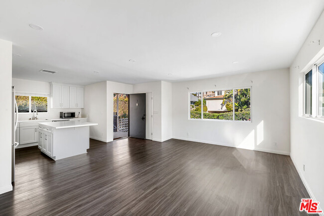 property at 1635 Colby Ave