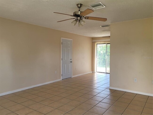 11090 McFadden Ave in Englewood, FL - Building Photo - Building Photo