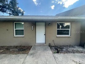 2411 Idlewild St in Lakeland, FL - Building Photo