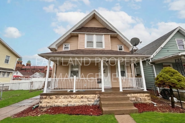 property at 1966 Burr St