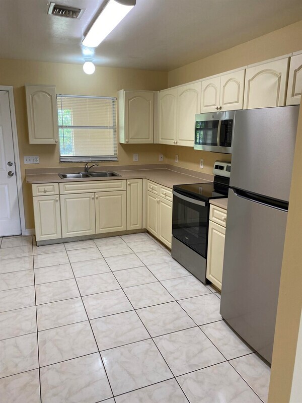 property at 2901 Owen Ave S