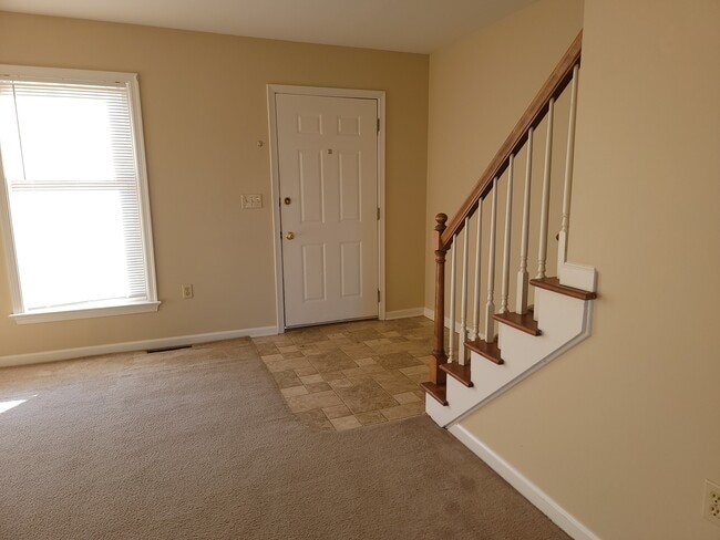 46 Ironstone Dr in Elizabethtown, PA - Foto de edificio - Building Photo