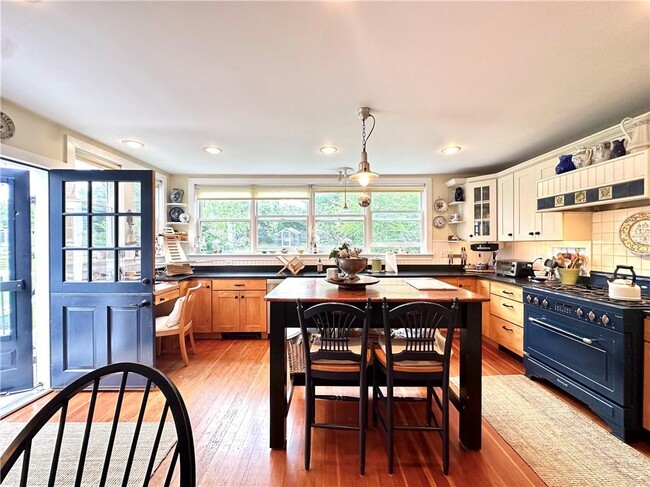 property at 142 Water St