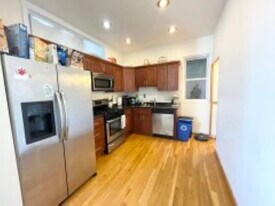 775 Parker St, Unit 1 in Boston, MA - Building Photo