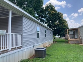 1007 Alexandria Rd SW in Jacksonville, AL - Building Photo - Building Photo