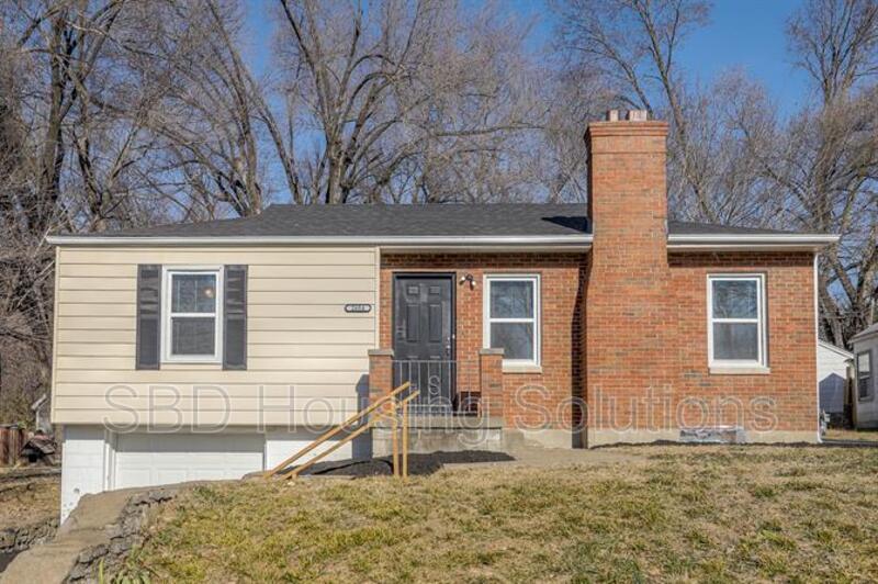 2604 Waples St in Avondale, MO - Building Photo
