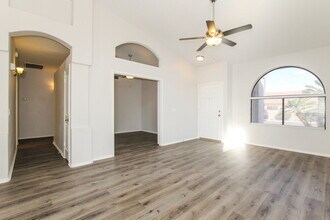 20026 North 21st St in Phoenix, AZ - Building Photo - Building Photo