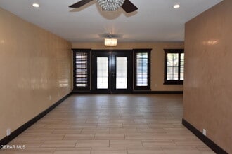 10800 Saigon Dr in El Paso, TX - Building Photo - Building Photo