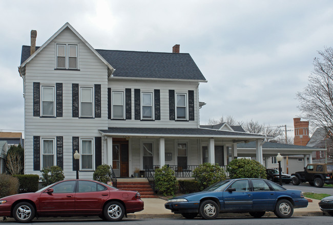 115 W Church St in Lock Haven, PA - Building Photo - Building Photo