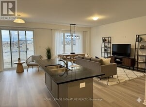 333 Millstone St in Kitchener, ON - Building Photo - Building Photo