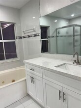 1107 NW 132nd Ct in Miami, FL - Building Photo - Building Photo