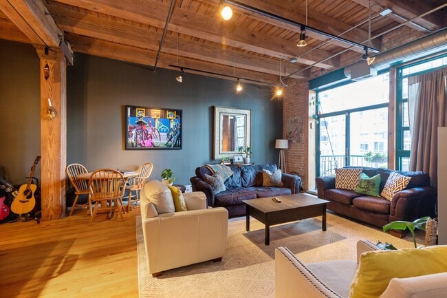 1133 S State St, Unit 503B in Chicago, IL - Foto de edificio - Building Photo