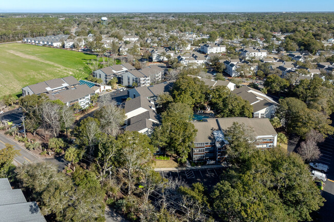 Summertree Village in Myrtle Beach, SC - Foto de edificio - Building Photo