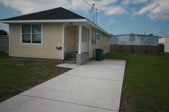 721 16th St in Gretna, LA - Building Photo - Building Photo