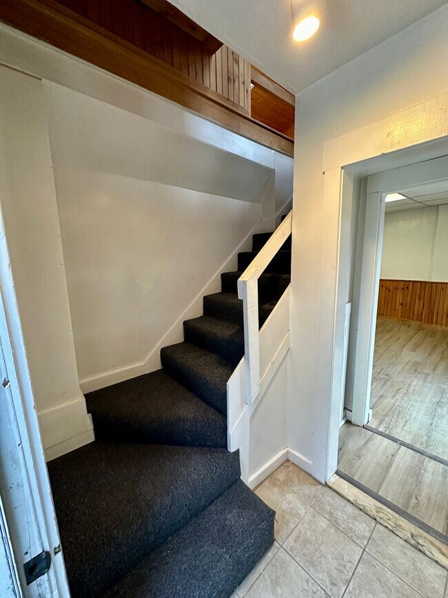 45 Bow St in Freeport, ME - Building Photo - Building Photo