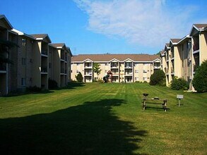 913 6th Ave NE in Buffalo, MN - Building Photo - Building Photo