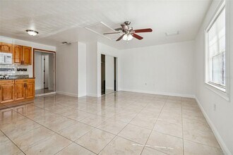 1705 W Norfolk St in Tampa, FL - Building Photo - Building Photo