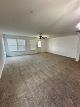 5704 Sapphire Pool Trail in Fort Worth, TX - Building Photo - Building Photo