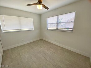 315 Tarpon Dr in Cape Coral, FL - Building Photo - Building Photo
