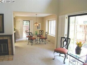 26 Hansen Ct in Moraga, CA - Building Photo - Building Photo