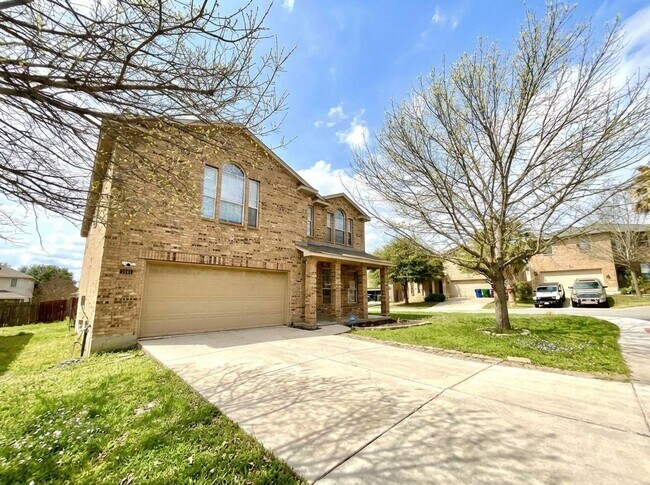 5303 Dannelly Field in San Antonio, TX - Building Photo - Building Photo