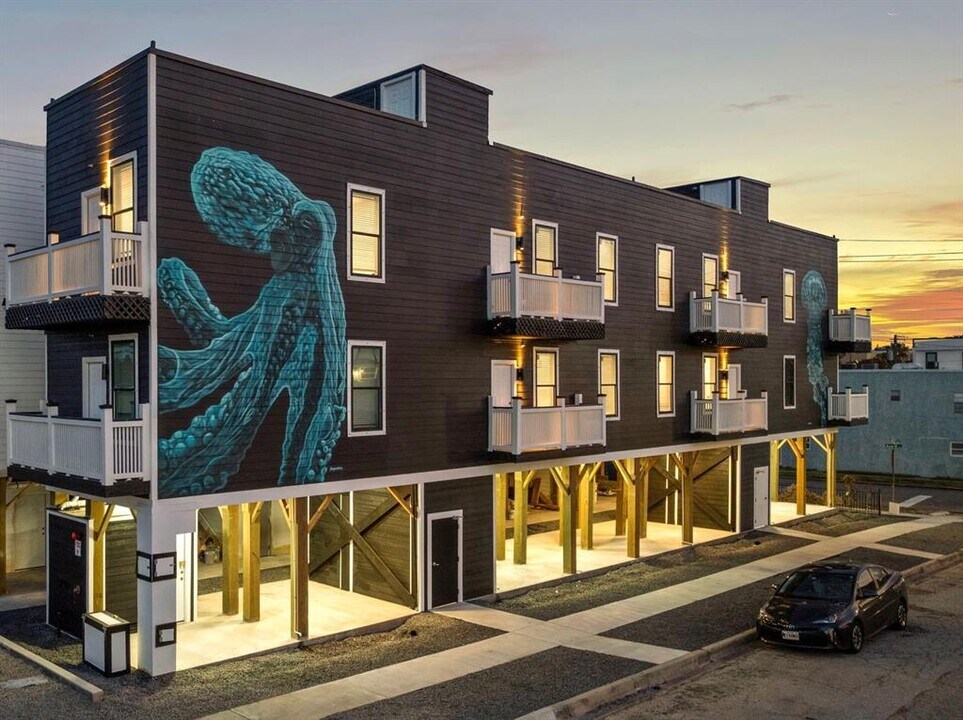 803 Avenue K in Galveston, TX - Foto de edificio