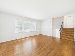 7800 E 91 St in Kansas City, MO - Building Photo - Building Photo