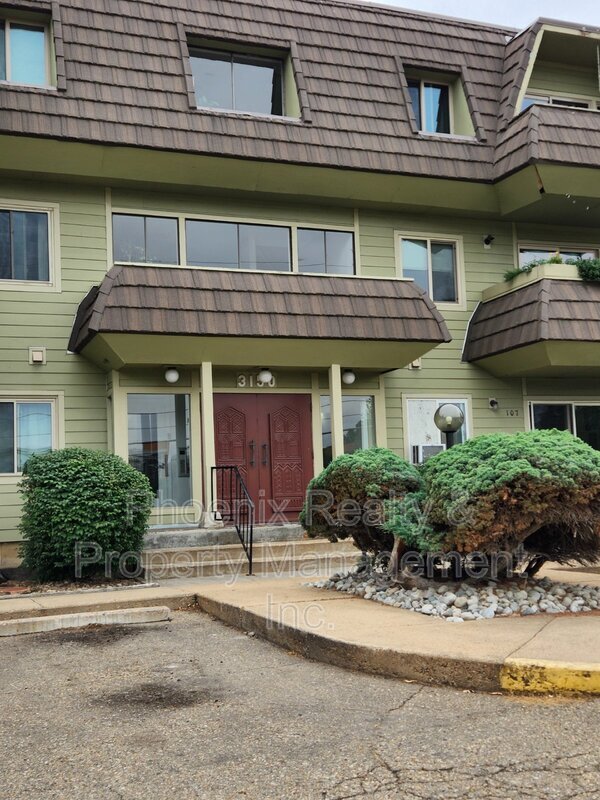 3150 Iris Ave in Boulder, CO - Building Photo - Building Photo