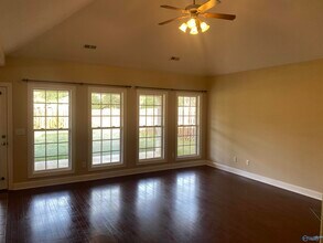 7502 Parktrace Ln SE in Owens Cross Roads, AL - Building Photo - Building Photo