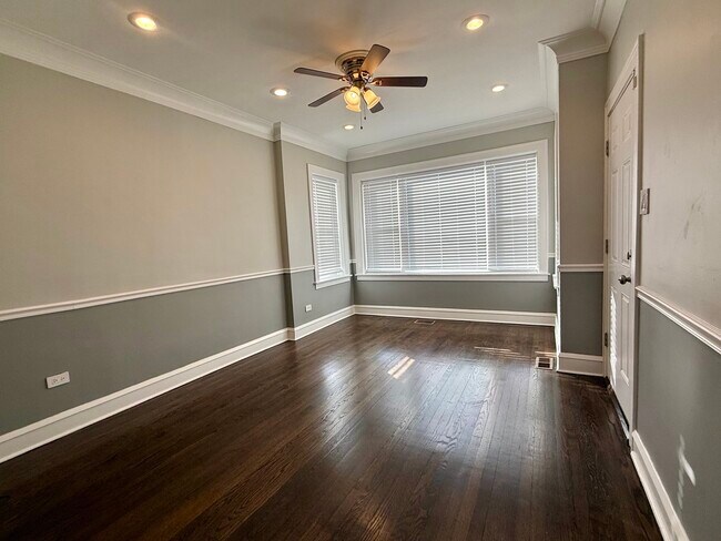 7239 S Campbell Ave in Chicago, IL - Building Photo - Building Photo