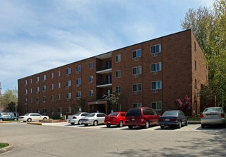 Andrews Place in Mentor, OH - Foto de edificio - Building Photo